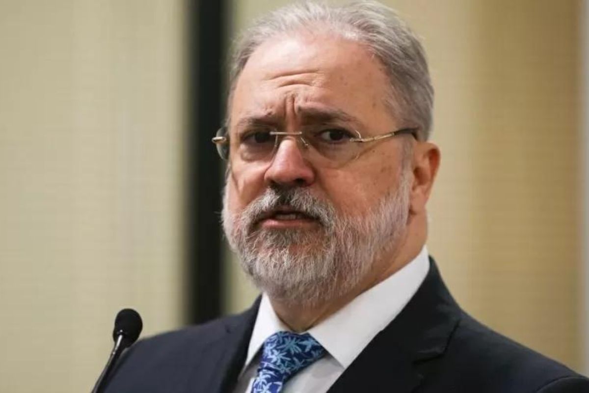 Aras sobre a Lava Jato Nós tivemos uma operação que criminalizou a