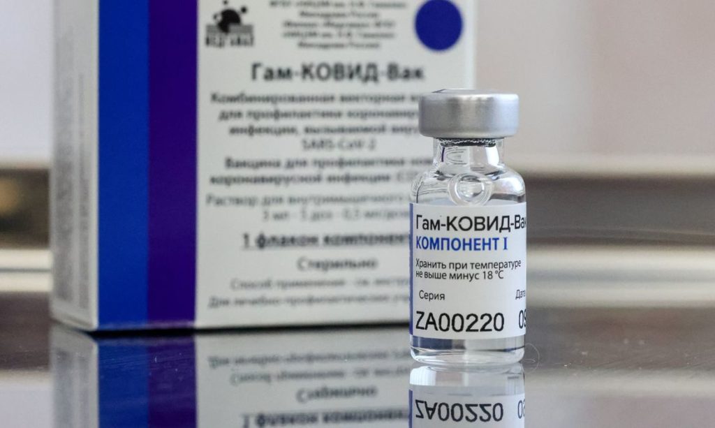 russia-regista-a-terceira-vacina-contra-o-novo-coronavirus