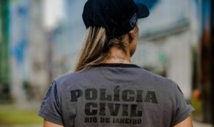 ex-vereadora-e-detida-em-operacao-da-policia-civil,-no-rio-de-janeiro