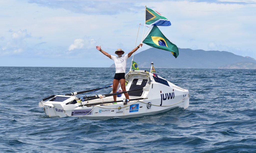 sul-africano-bate-recorde-mundial-de-travessia-a-remo-do-atlantico