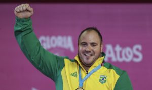 brasileiro-herda-medalha-de-bronze-do-mundial-de-levantamento-de-pesos