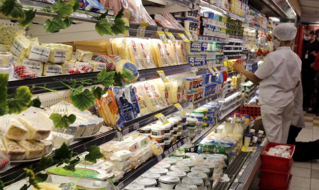 vendas-nos-supermercados-tem-alta-de-5,18%-em-fevereiro