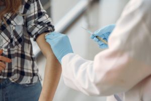 Município de Serrana finaliza experimento de vacinação em massa e pretende se tornar modelo para todo o mundo