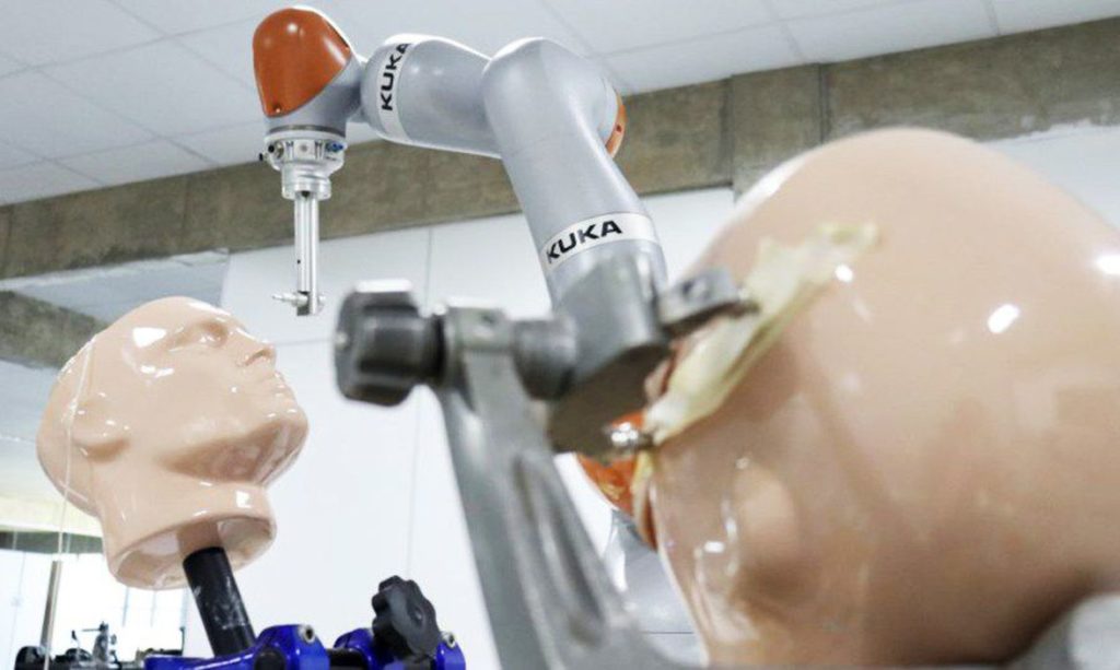 pesquisadores-da-usp-desenvolvem-robo-para-auxiliar-em-neurocirurgias