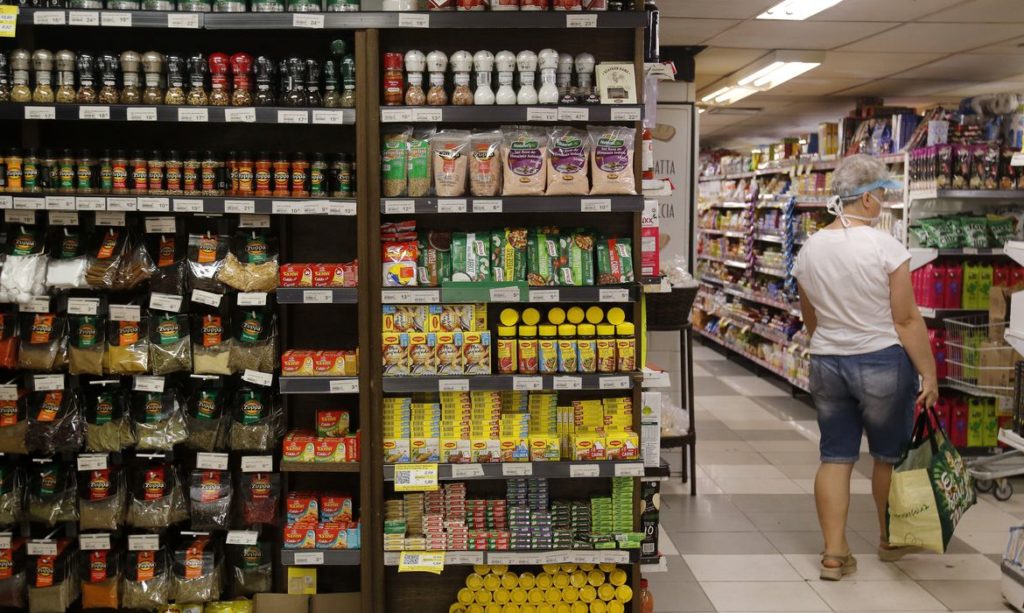 setor-de-supermercados-fatura-554-bilhoes-em-2020