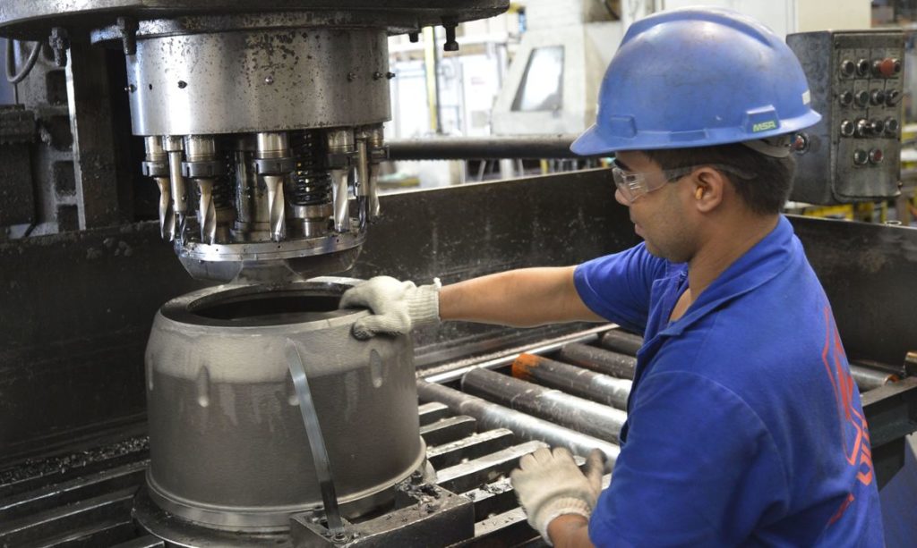 faturamento-do-setor-de-maquinas-e-equipamentos-cresce-72%-em-abril