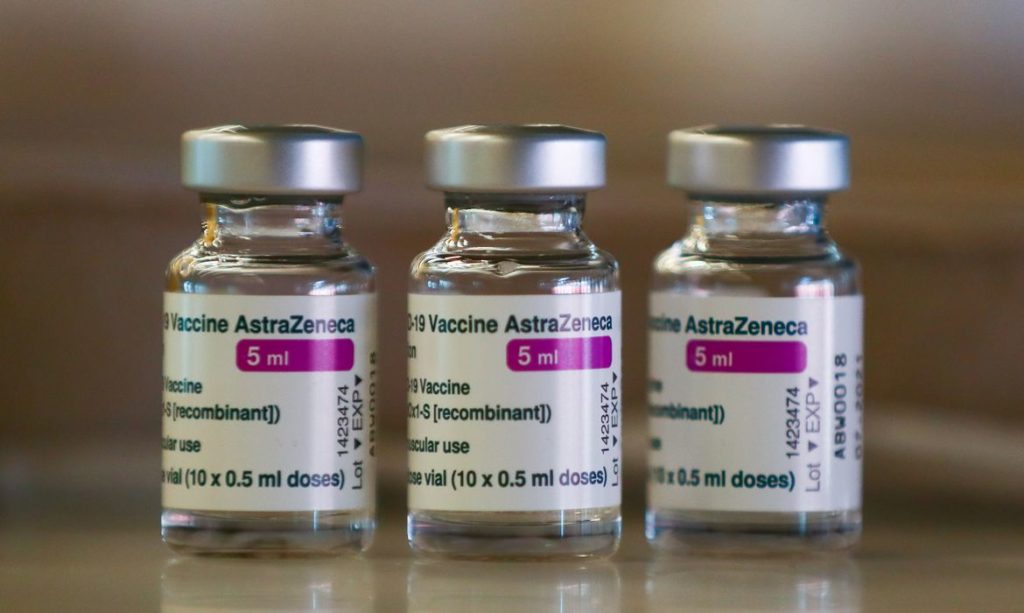 governo-recebe-5,9-milhoes-de-doses-da-vacina-de-oxford-neste-sabado