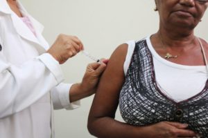 Campanha de vacinação contra gripe termina 1ª fase com 8% imunizados