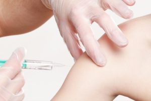 Fundação do Câncer lança campanha de vacinação