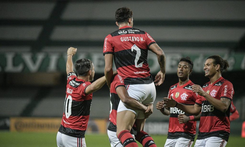 copa-do-brasil:-fla-estreia-com-vitoria-e-atletico-mg-elimina-remo
