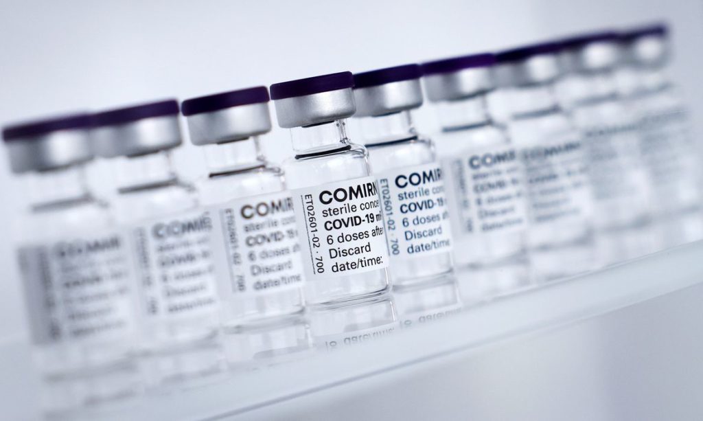 com-mais-936-mil-doses,-pfizer-completa-entrega-de-vacinas-da-semana