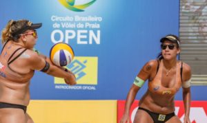 melhores-duplas-brasileiras-de-volei-de-praia-estreiam-no-superpraia