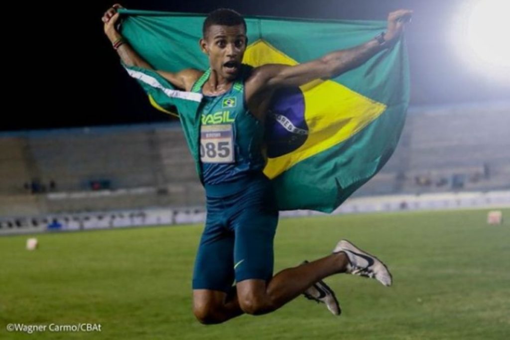 Maratonista brasileiro treina no Quênia para Jogos de Tóquio