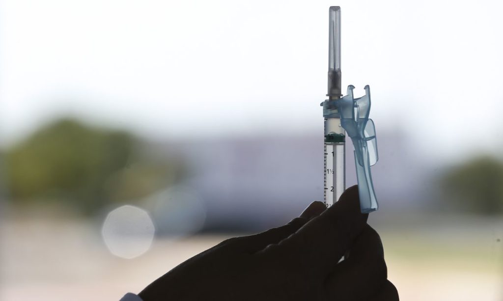 prefeitura-de-sp-diz-que-vacinas-nao-foram-aplicadas-fora-de-validade