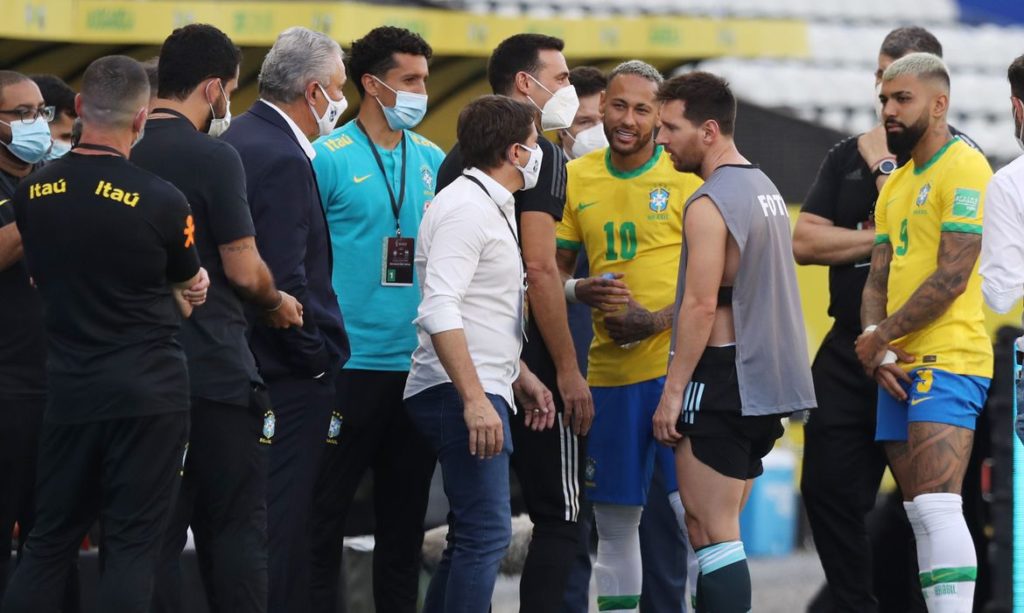eliminatorias:-fifa-investiga-jogo-entre-brasil-e-argentina