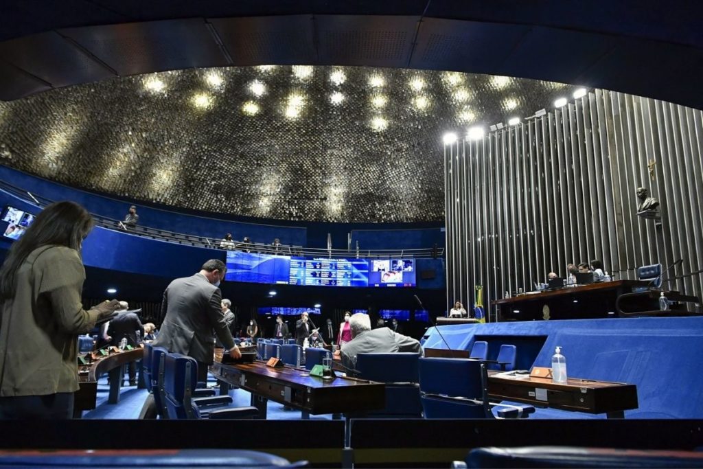 CCJ do Senado aprova a PEC da reforma eleitoral sem a volta das coligações