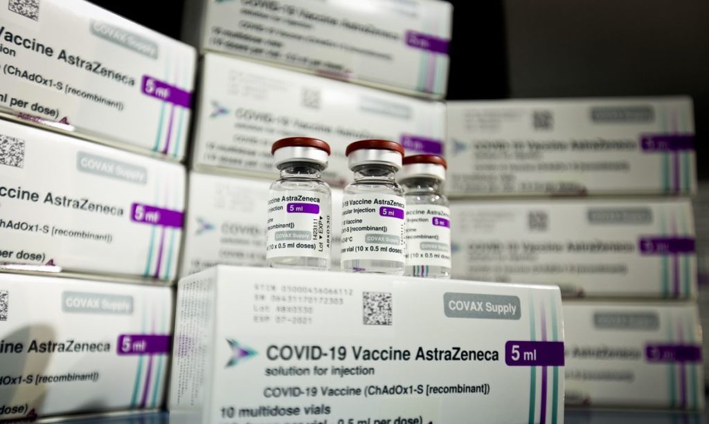 fiocruz-entrega-cerca-de-4-milhoes-de-doses-da-vacina-de-covid-19
