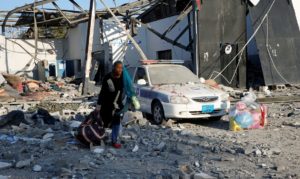dez-anos-apos-morte-de-kadafi,-libia-e-criticada-por-crise-humanitaria