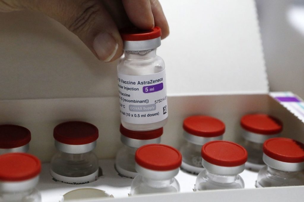 AstraZeneca quer 3ª dose da vacina contra Covid-19 no esquema vacinal
