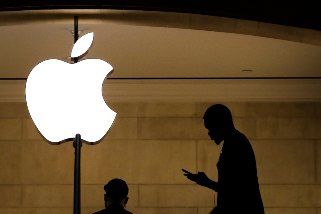 Apple vai vender peças para os próprios clientes consertarem seus iPhones e Macs