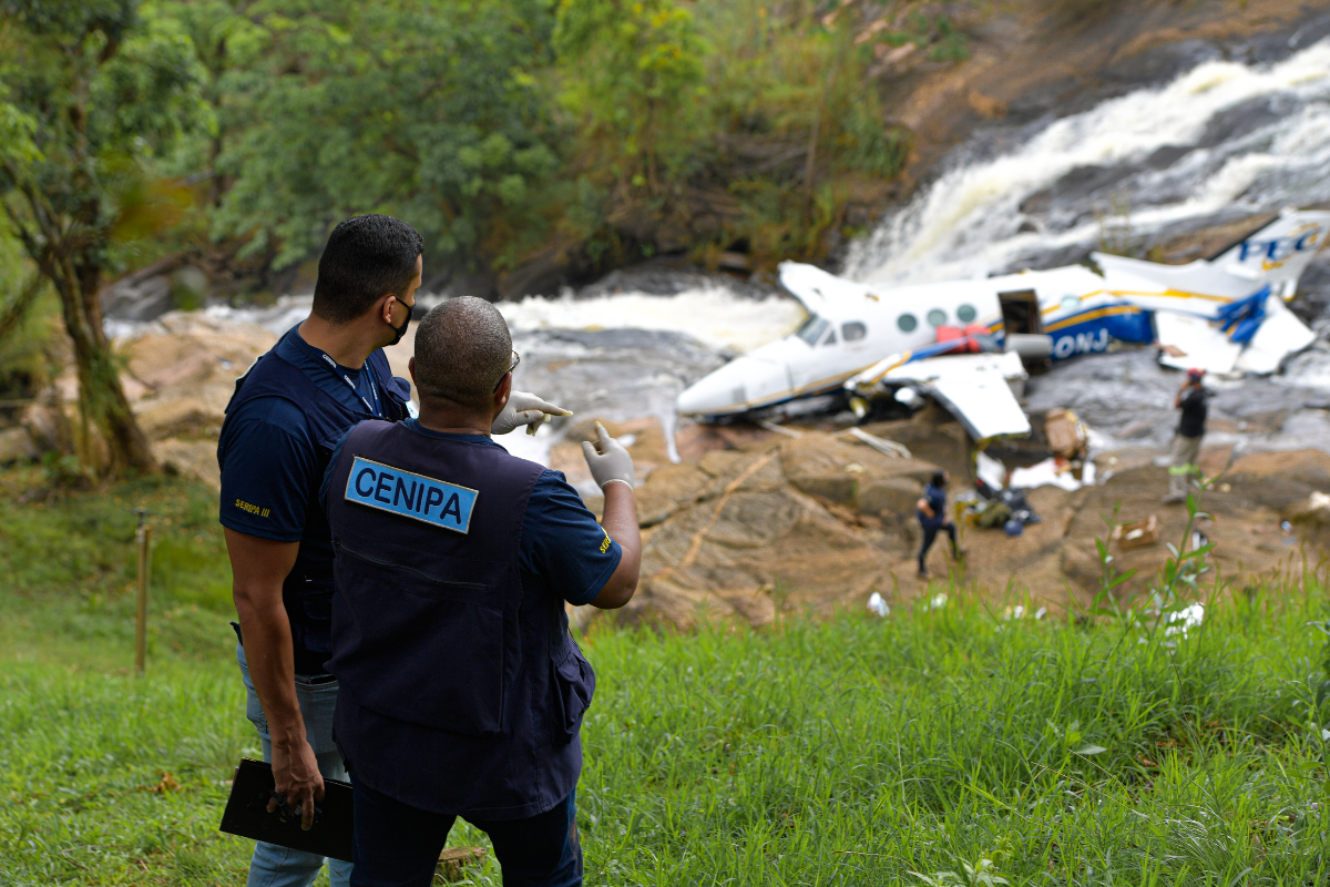 Avião que transportava Marília Mendonça foi alvo de denúncias ao MPF e ANAC