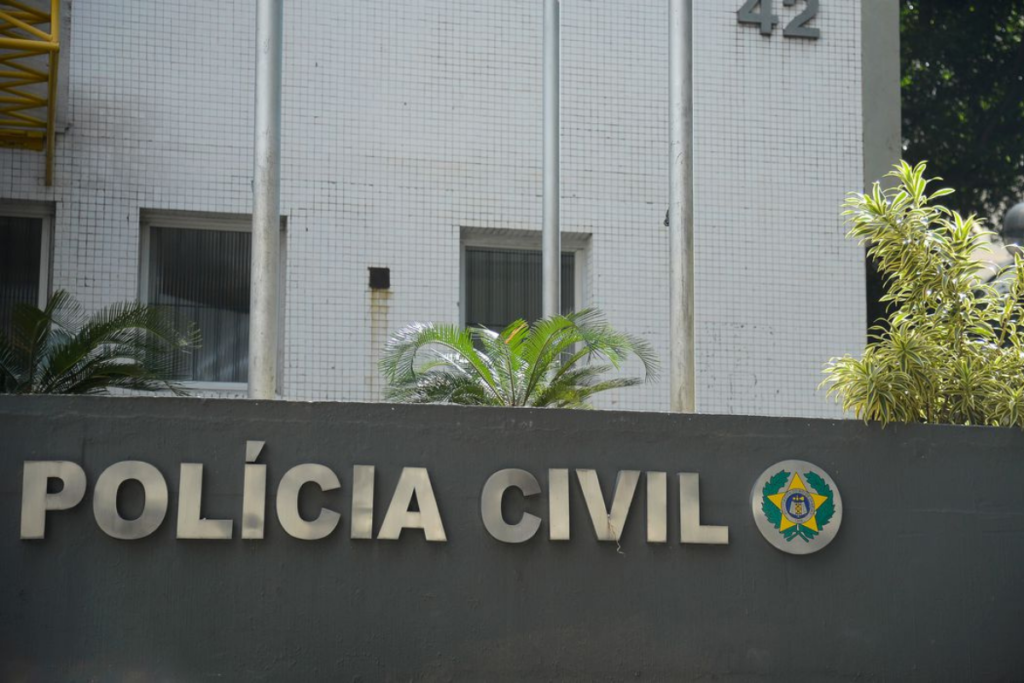 Polícia Civil prende quadrilha especializada em fraudes bancárias
