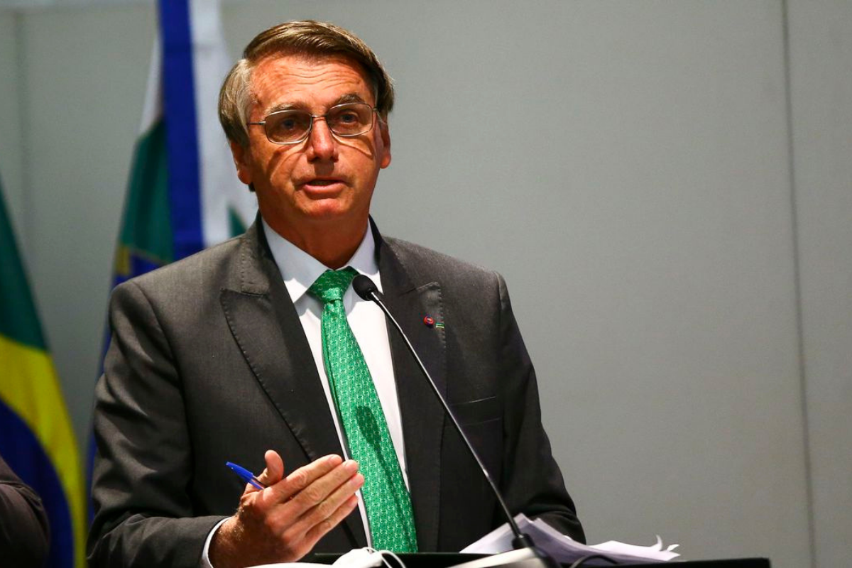 Presidente edita decreto que regulamenta o Auxílio Brasil