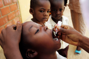baixa-adesao-vacinal-para-poliomielite-no-pais-preocupa-especialistas