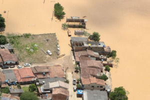 Governo da Bahia confirma mais duas mortes pelas chuvas no estado
