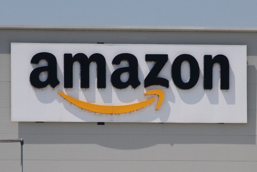 Amazon decide manter ofertas a clientes com pedidos cancelados