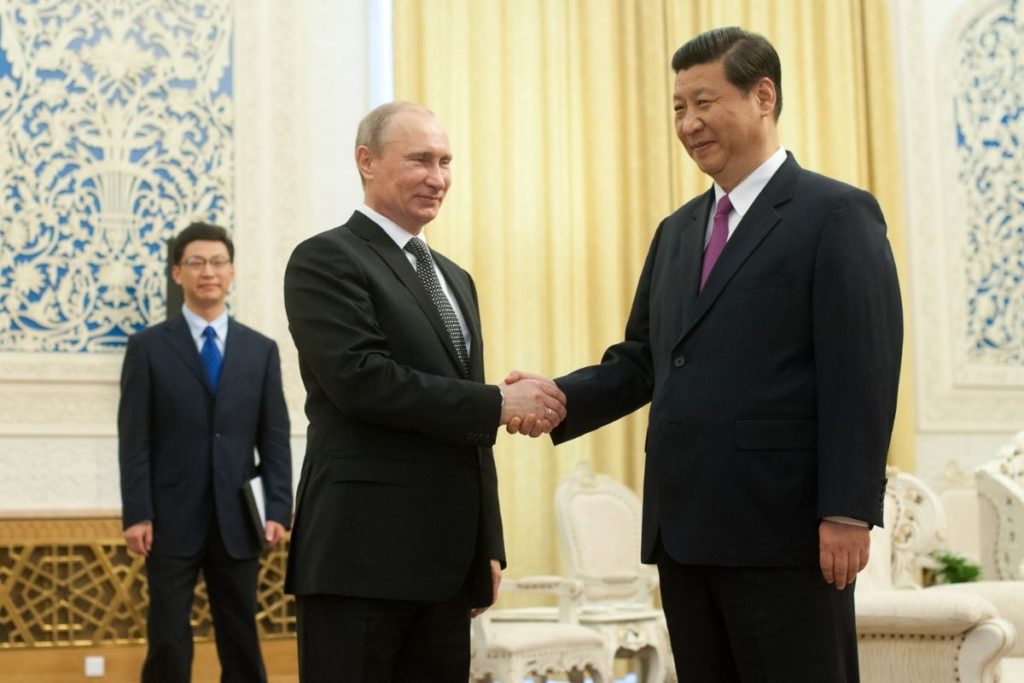 China e Rússia fortalecem laços sobre a política externa dos EUA
