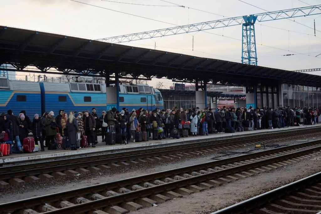 Embaixada na Ucrânia anuncia trem para retirada de brasileiros
