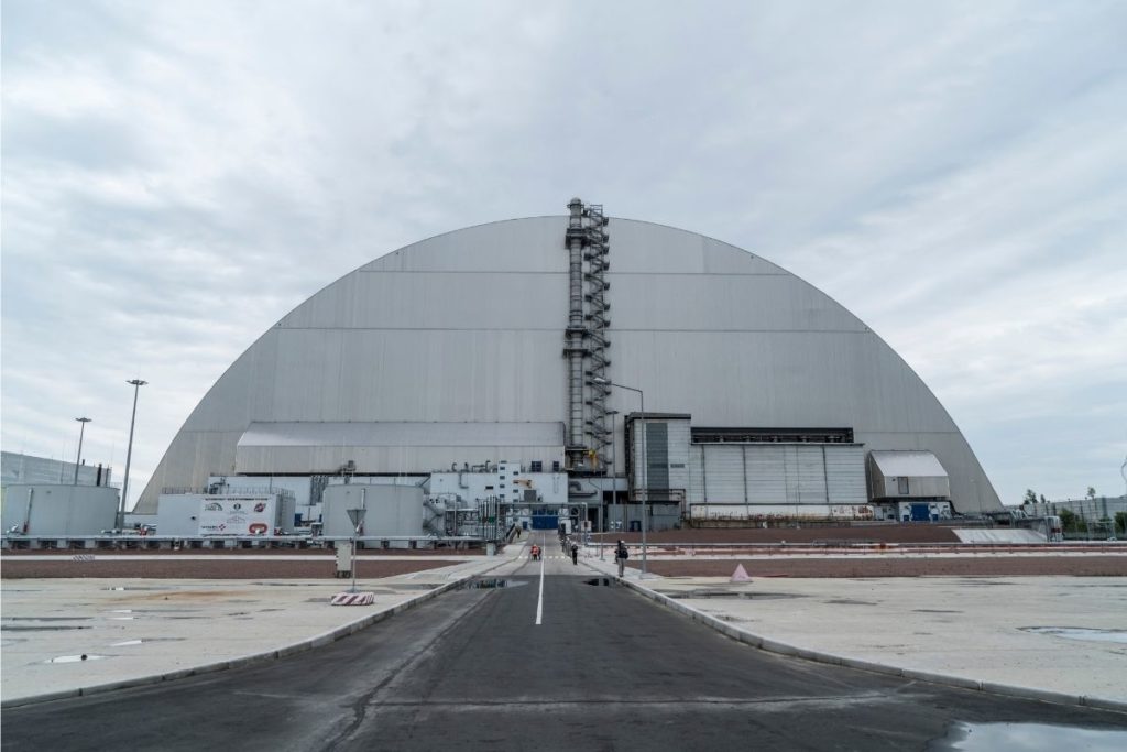 Rússia publica vídeo de Chernobyl sob controle de Exército