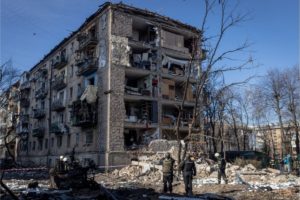 Kiev tem diversas explosões e defesa antiaérea é acionada