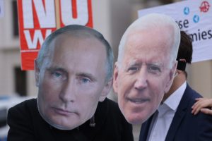 kremlin-sobe-tom-apos-declaracoes-de-biden-contra-putin