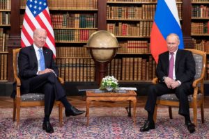 Rússia diz que relação com Estados Unidos está se rompendo após falas de Biden