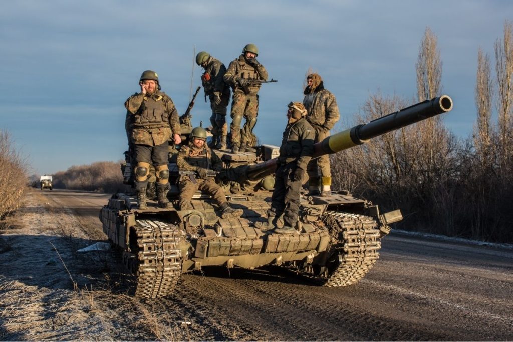 ucranianos-tentam-ganhar-territorio-e-destruir-tomada-de-kiev