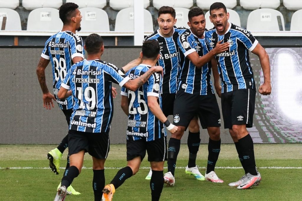 Grêmio reformula ataque para estreia na Série B