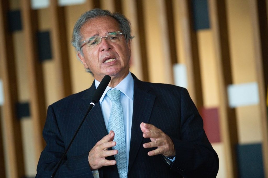 Ministro diz que Brasil pode se beneficiar da crise internacional