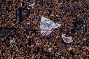 Corinthians recebe São Paulo buscando manter hegemonia em Itaquera