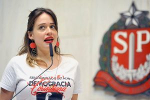 Isa Penna pede novamente a cassação de Delegado Olim