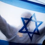 Israel e Emirados Árabes assinam acordo comercial