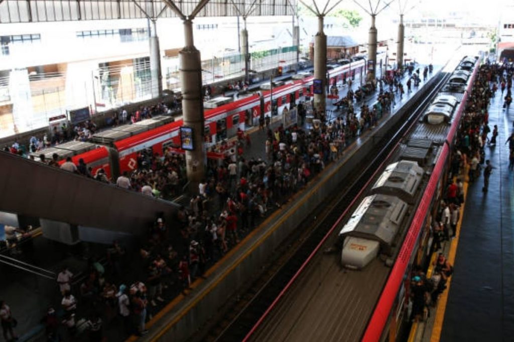 metro-diz-que-frio-intenso-em-sp-afetou-circulacao-de-trens-da-linha-3-vermelha
