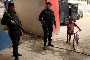 Mortes em operação na Penha chegam a 21, diz Ministério Público