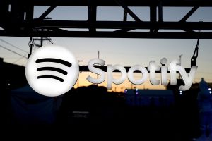 TSE e Spotify firmam acordo para combater desinformação nas eleições