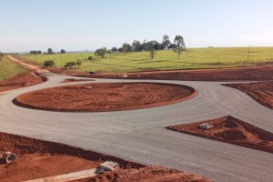 Bolsonaro-visita-estrada-em-obras-no-parana