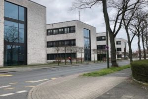 Ataque com faca deixa vários feridos em Universidade na Alemanha
