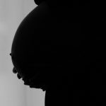 Justiça autoriza que menina impedida de interromper gravidez saia do abrigo