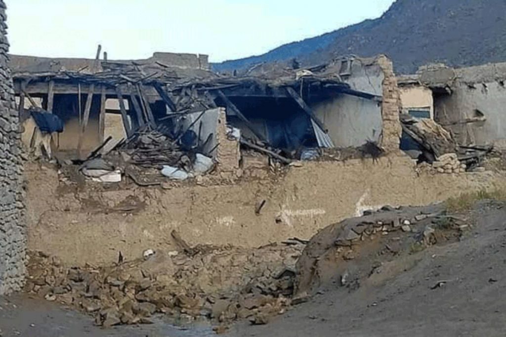 terremoto-no-afeganistao-deixa-pelo-menos-950-mortos