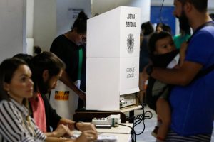 Eleitor já pode informar à Justiça Eleitoral onde irá votar